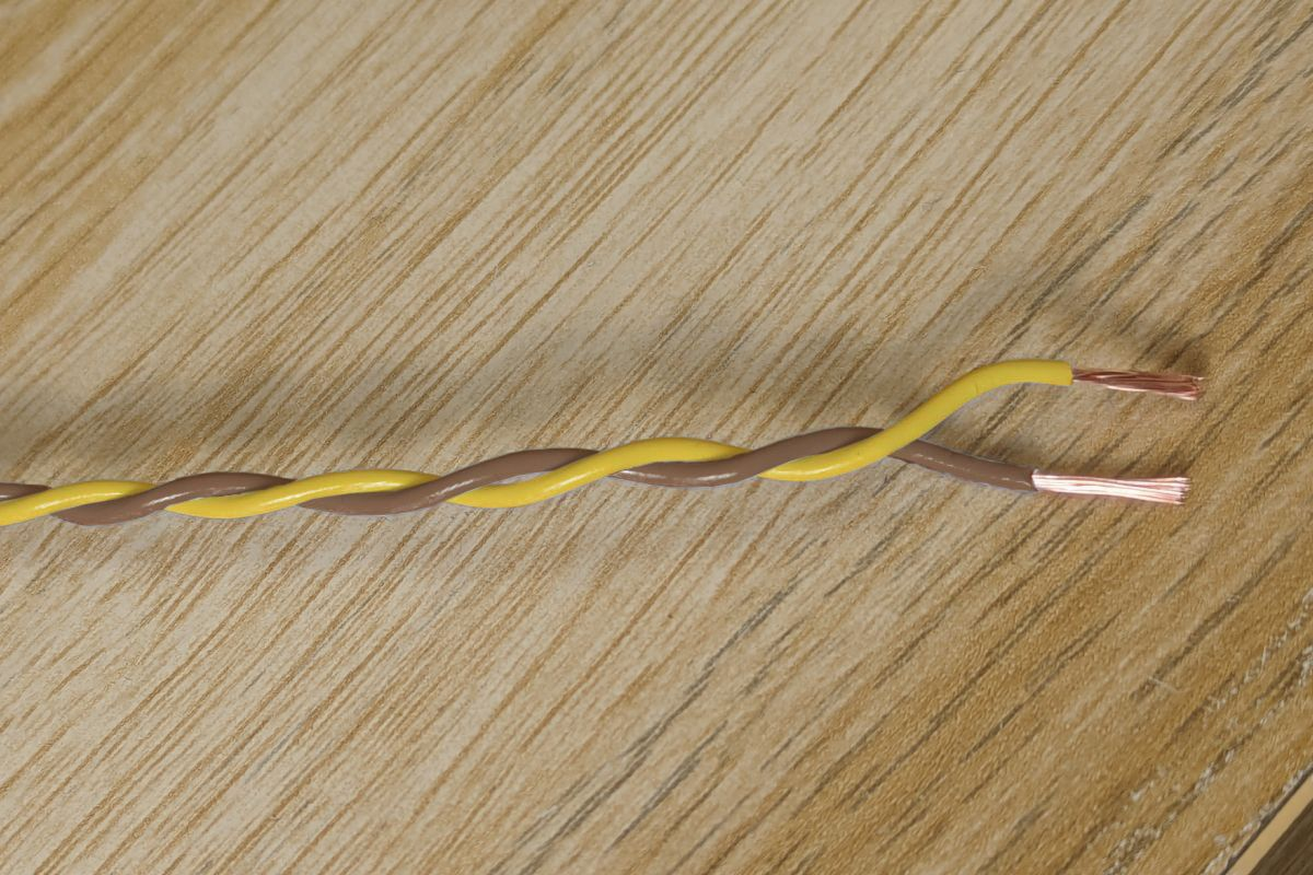 Yellow & Brown Twisted Wire Cable - 20 AWG / 0.5mm²