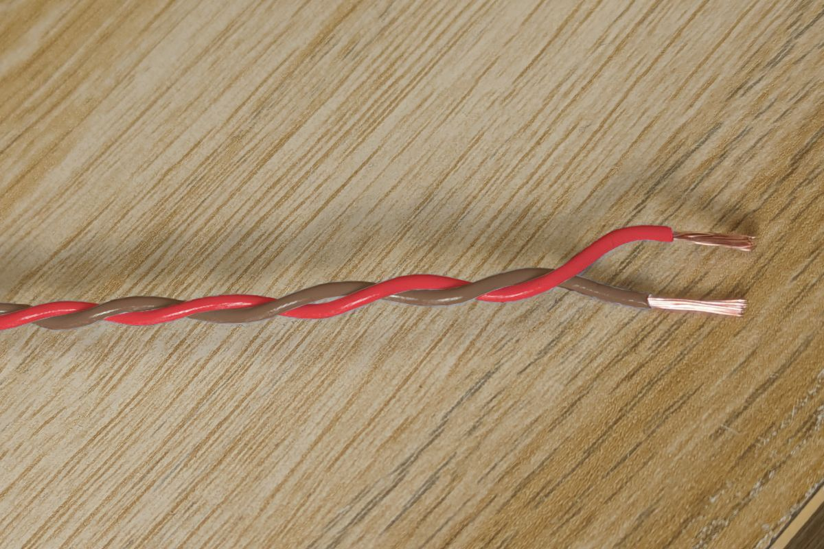 Red & Brown Twisted Wire Cable - 20 AWG / 0.5mm²