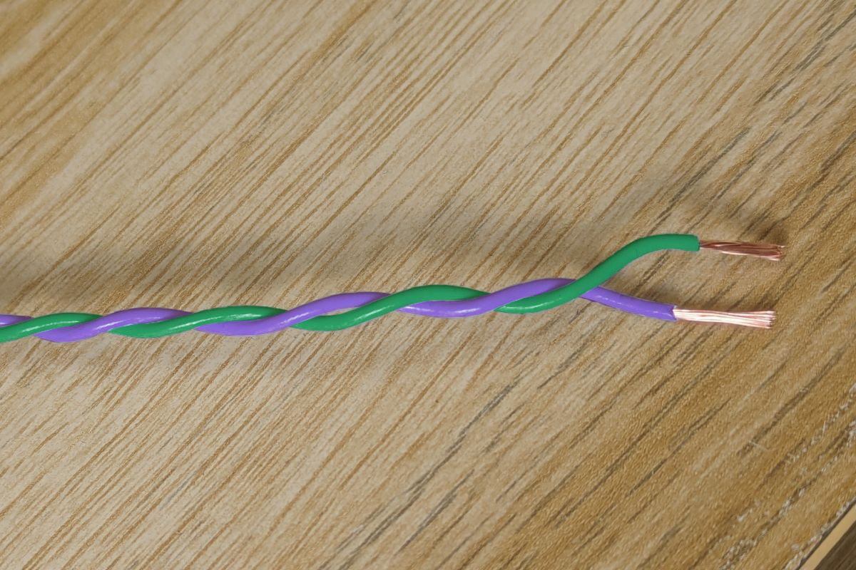 Green & Purple Twisted Wire Cable - 20 AWG / 0.5mm²