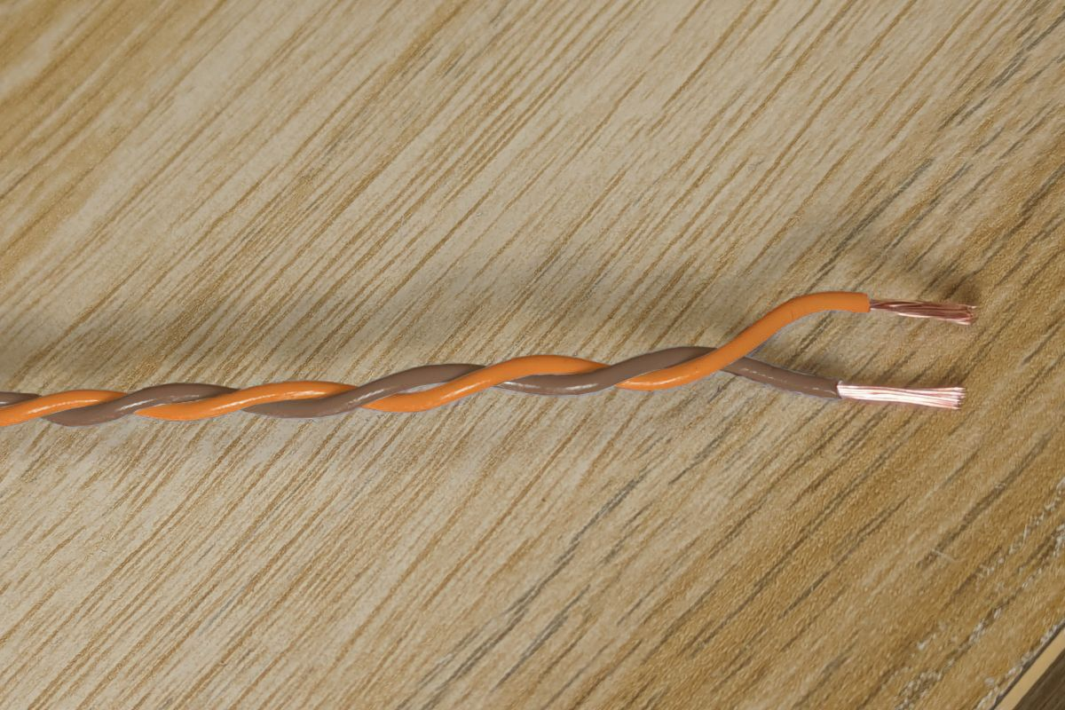 Orange & Brown Twisted Wire Cable - 20 AWG / 0.5mm²